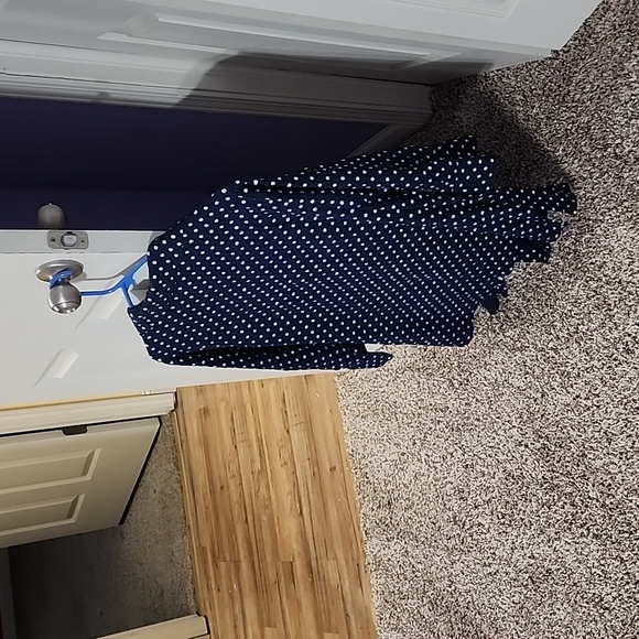 Women's button down - Picture 4 of 4